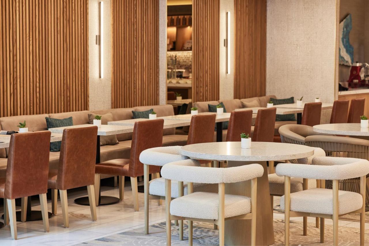 Ac Hotel By Marriott San Diego Downtown Gaslamp Quarter Bagian luar foto