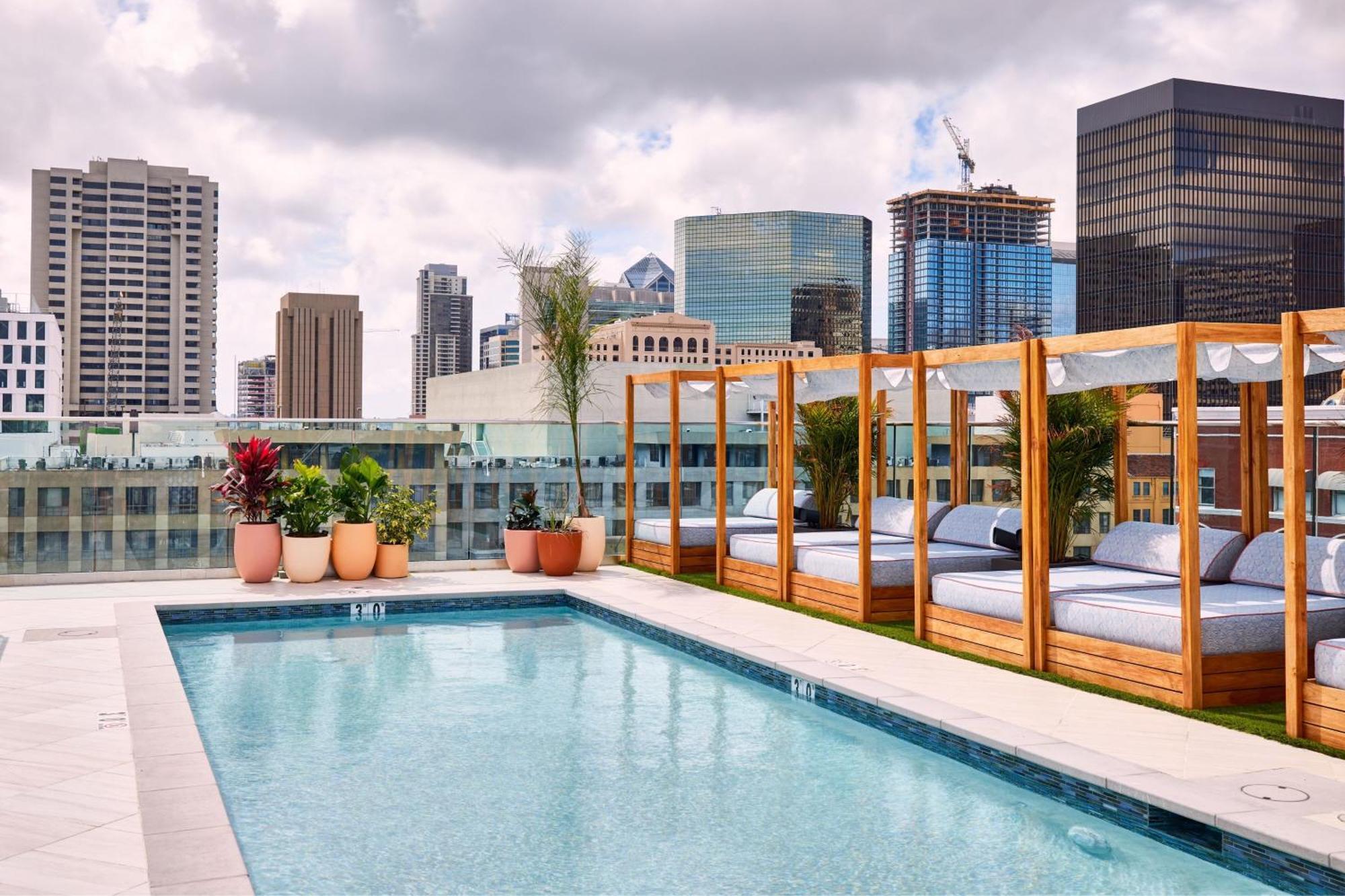 Ac Hotel By Marriott San Diego Downtown Gaslamp Quarter Bagian luar foto