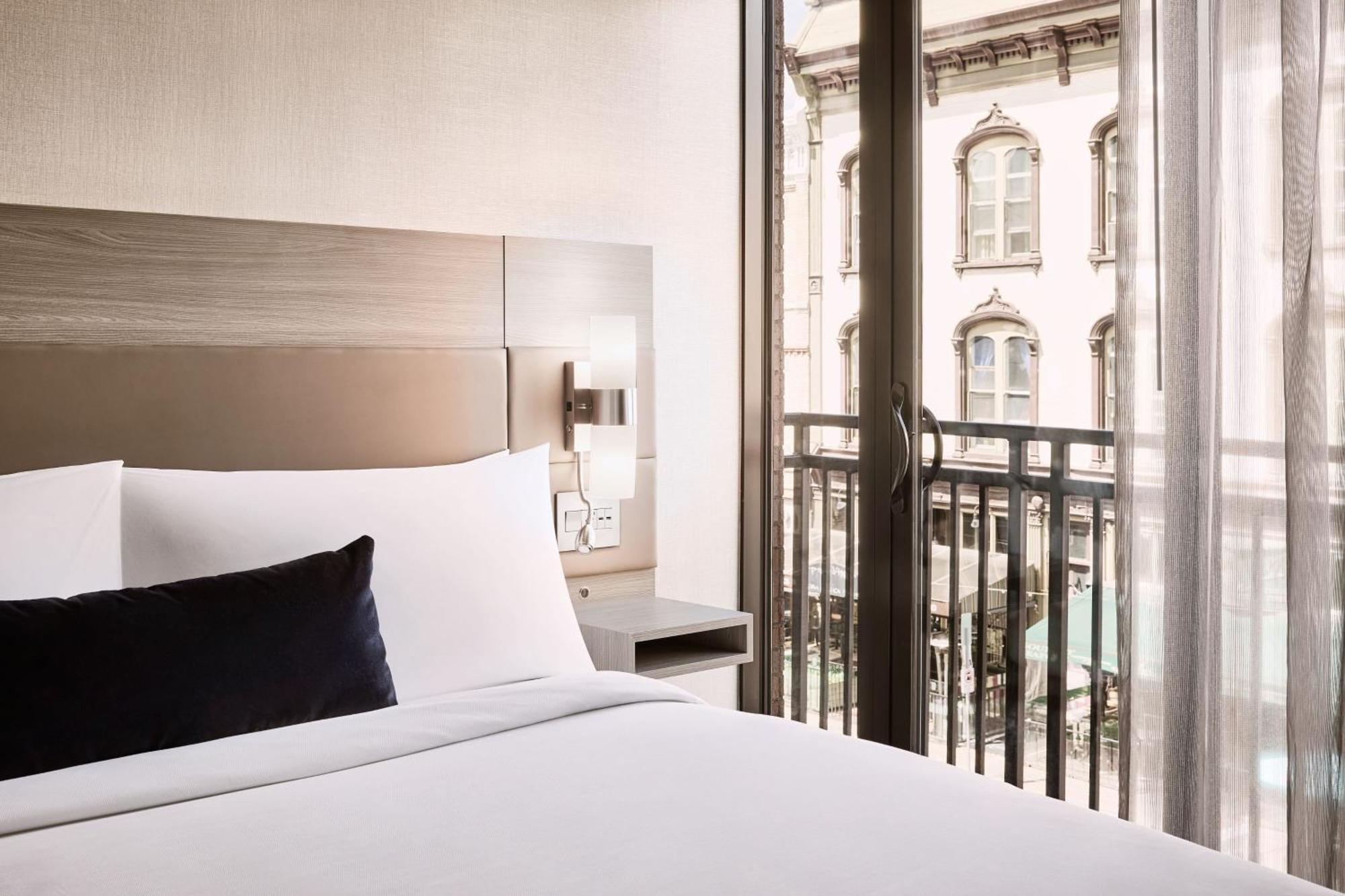 Ac Hotel By Marriott San Diego Downtown Gaslamp Quarter Bagian luar foto